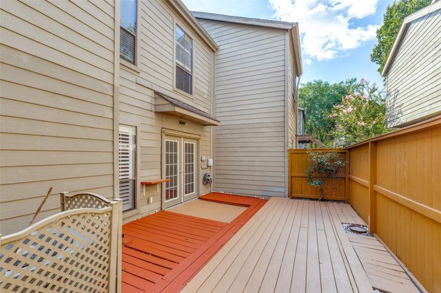 9400 Doliver Drive 59, Houston, TX 77063