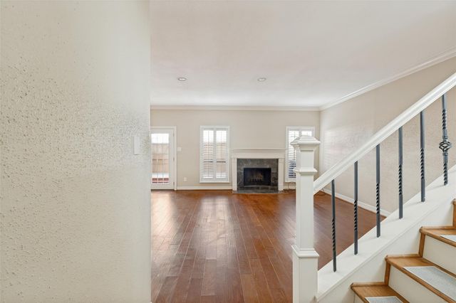 9400 Doliver Drive 59, Houston, TX 77063