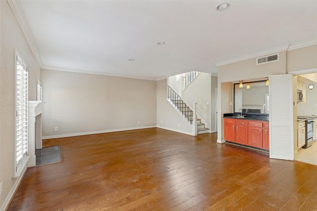 9400 Doliver Drive 59, Houston, TX 77063