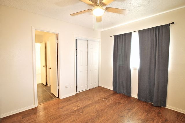 711 Dickey Drive, Euless, TX 76040