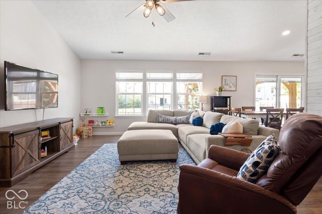 9348 N Bayfield Drive, Mccordsville, IN 46055