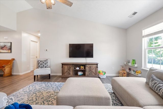 9348 N Bayfield Drive, Mccordsville, IN 46055