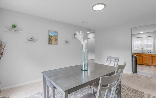 42 Banister DR, Hampton, VA 23666