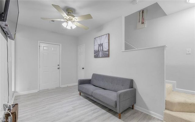 42 Banister DR, Hampton, VA 23666