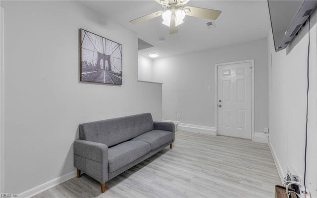 42 Banister DR, Hampton, VA 23666