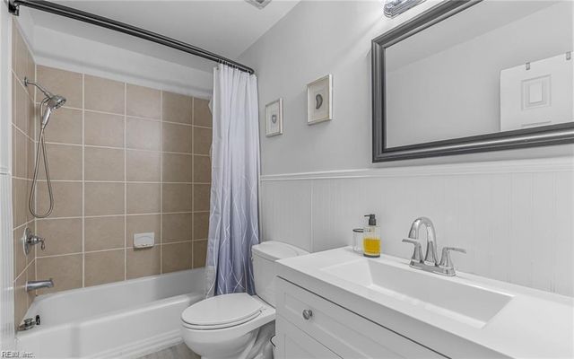 42 Banister DR, Hampton, VA 23666