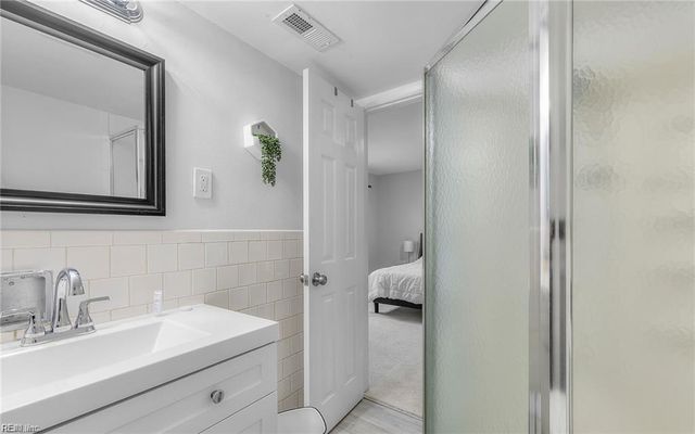 42 Banister DR, Hampton, VA 23666