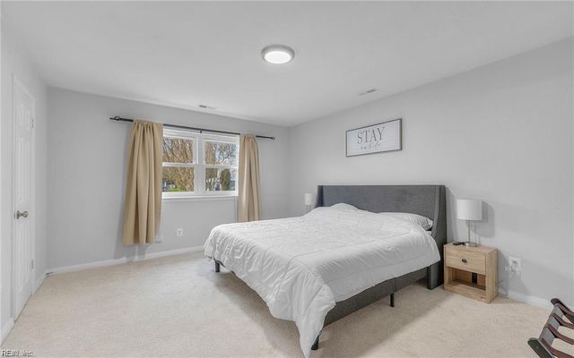 42 Banister DR, Hampton, VA 23666