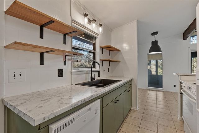 5 Formby Lane, Bella Vista, AR 72715