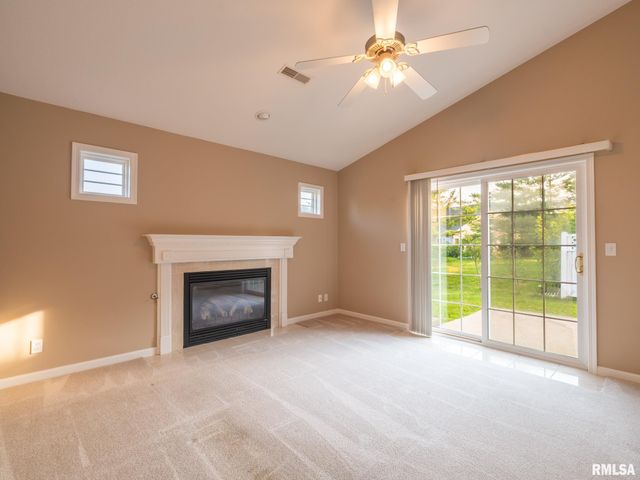 1602 INDIGO Drive, Morton, IL 61550
