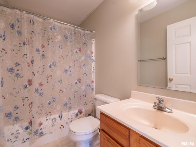 1602 INDIGO Drive, Morton, IL 61550