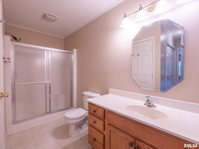 1602 INDIGO Drive, Morton, IL 61550