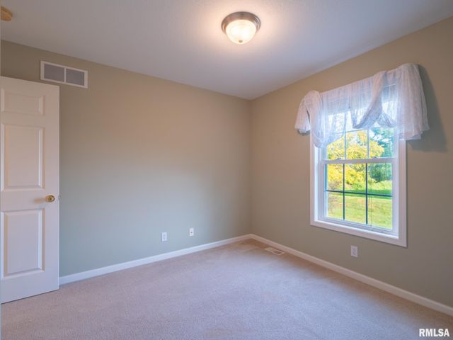 1602 INDIGO Drive, Morton, IL 61550