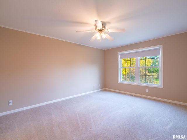 1602 INDIGO Drive, Morton, IL 61550