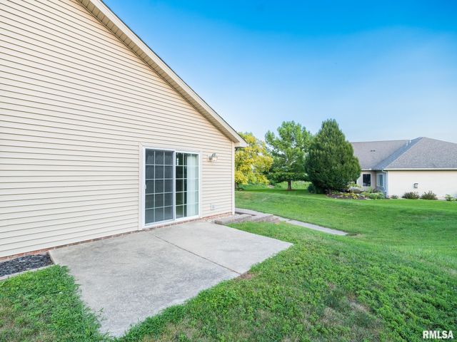 1602 INDIGO Drive, Morton, IL 61550
