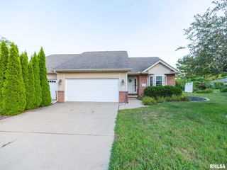 1602 INDIGO Drive, Morton, IL 61550