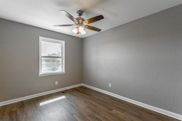 525 Pinewood Circle, Fort Oglethorpe, GA 30742