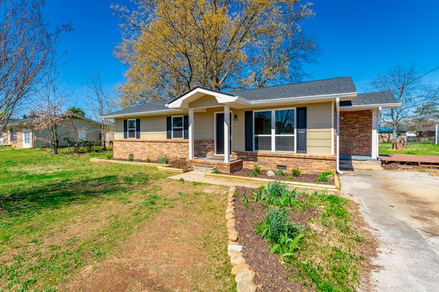 525 Pinewood Circle, Fort Oglethorpe, GA 30742