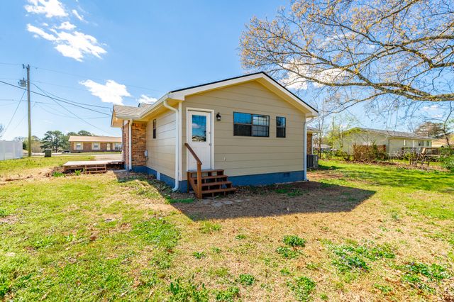 525 Pinewood Circle, Fort Oglethorpe, GA 30742