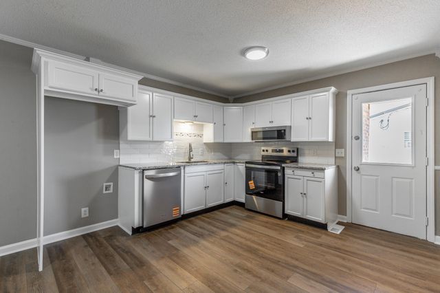 525 Pinewood Circle, Fort Oglethorpe, GA 30742