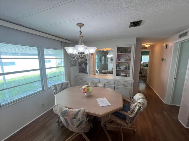 423 CERVINA DRIVE, Venice, FL 34285