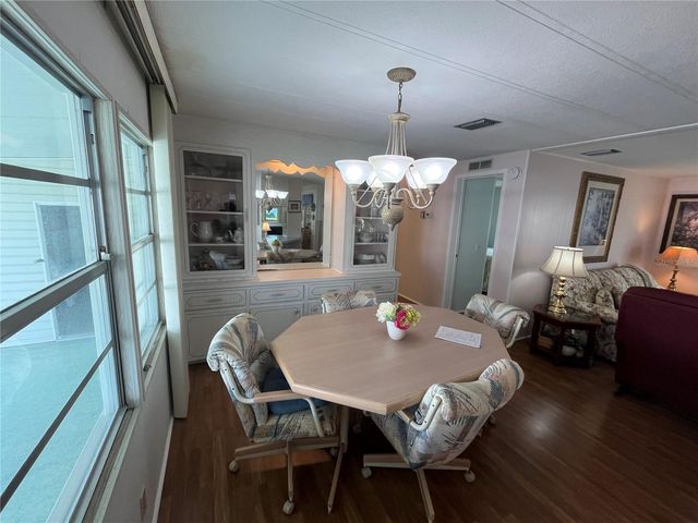 423 CERVINA DRIVE, Venice, FL 34285
