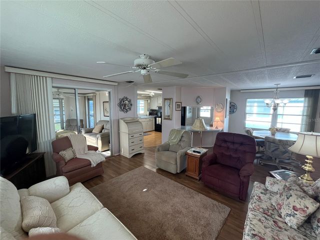 423 CERVINA DRIVE, Venice, FL 34285