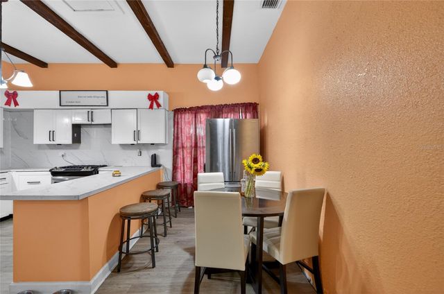200 N ORANGE AVENUE, Fort Meade, FL 33841