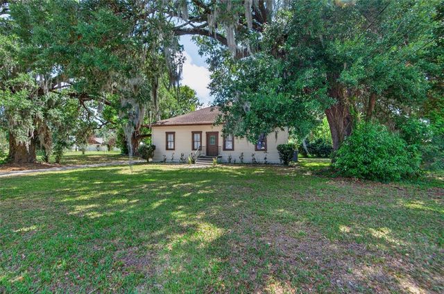 200 N ORANGE AVENUE, Fort Meade, FL 33841