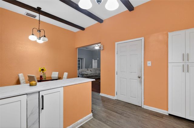 200 N ORANGE AVENUE, Fort Meade, FL 33841