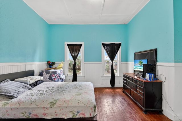 200 N ORANGE AVENUE, Fort Meade, FL 33841