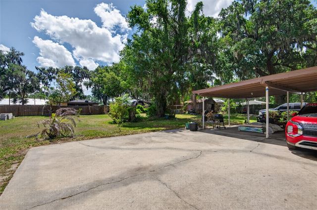 200 N ORANGE AVENUE, Fort Meade, FL 33841