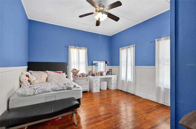 200 N ORANGE AVENUE, Fort Meade, FL 33841