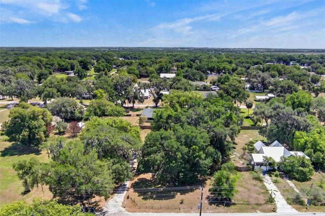 200 N ORANGE AVENUE, Fort Meade, FL 33841