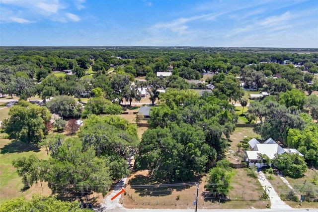 200 N ORANGE AVENUE, Fort Meade, FL 33841