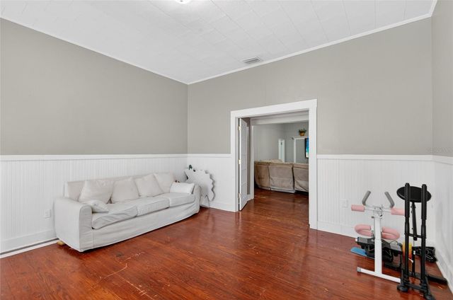 200 N ORANGE AVENUE, Fort Meade, FL 33841