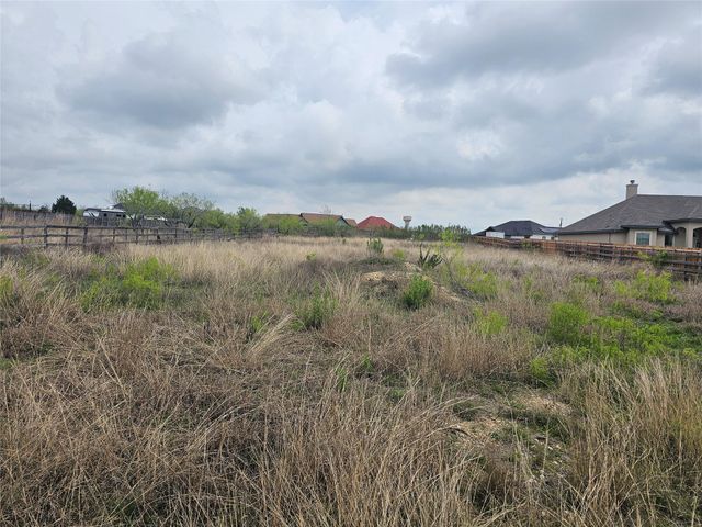 154 Burrobrush ST, Niederwald, TX 78640