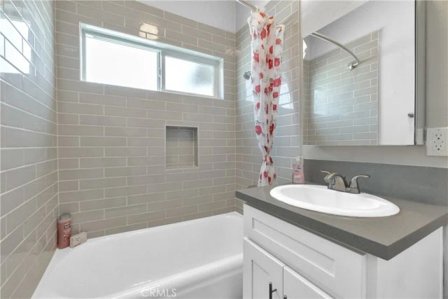 1211 Magnolia Avenue, Long Beach, CA 90813