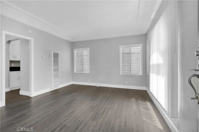 1211 Magnolia Avenue, Long Beach, CA 90813