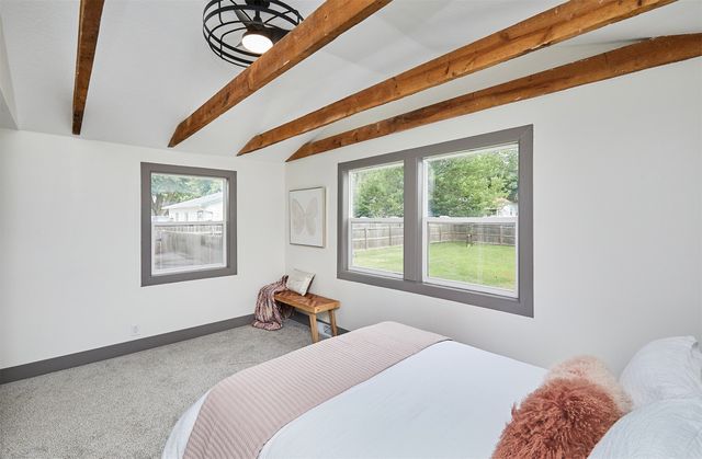 207 E Buchanan Street, Winterset, IA 50273