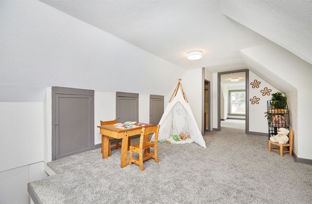 207 E Buchanan Street, Winterset, IA 50273