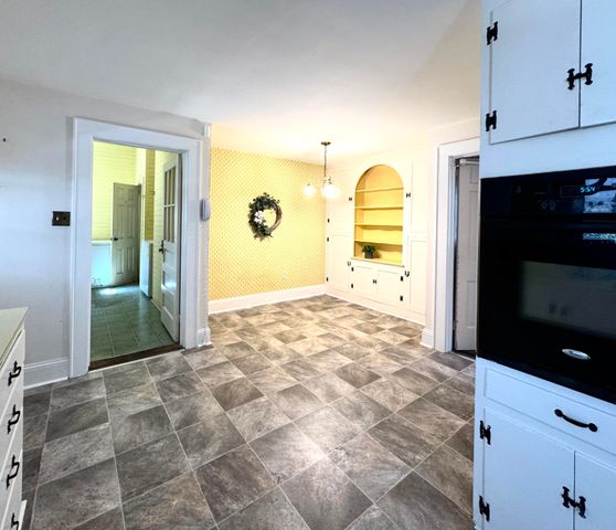 940 Ellis Avenue, Orangeburg, SC 29115