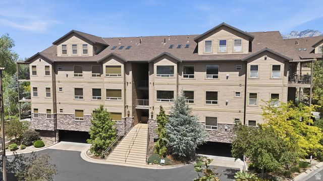 973 E TALIESEN CV, Midvale, UT 84047