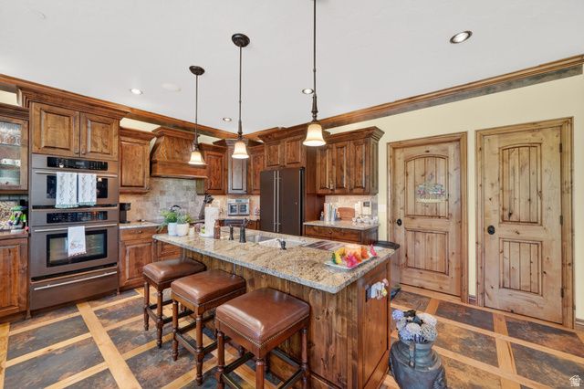 973 E TALIESEN CV, Midvale, UT 84047
