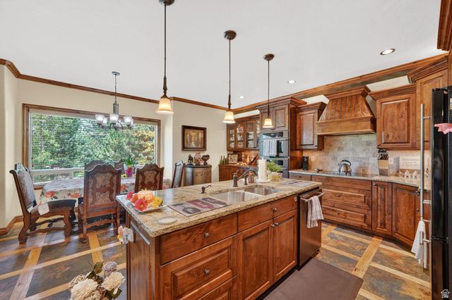 973 E TALIESEN CV, Midvale, UT 84047