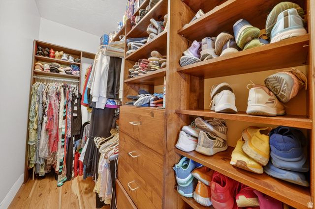 973 E TALIESEN CV, Midvale, UT 84047