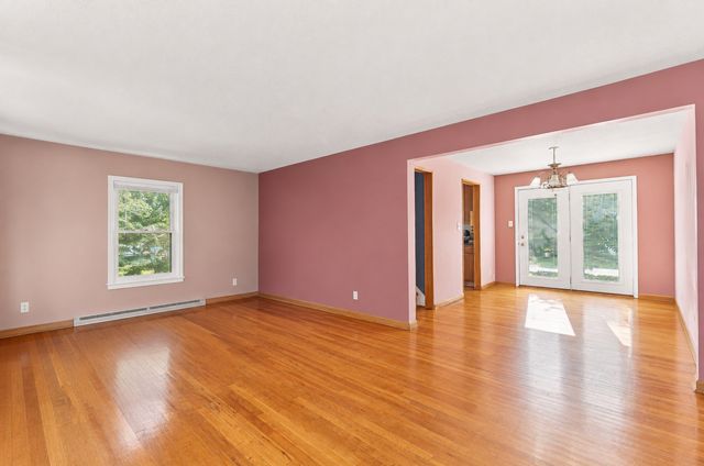 842 N Memorial Drive, Chicago Heights, IL 60411