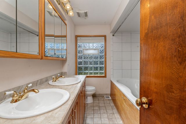 842 N Memorial Drive, Chicago Heights, IL 60411