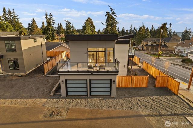 19742 20th Avenue NW, Shoreline, WA 98177