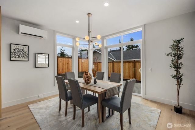 19742 20th Avenue NW, Shoreline, WA 98177